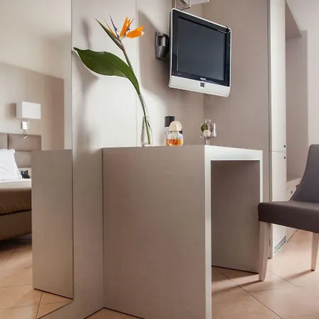 维苏毕欧酒店 3*