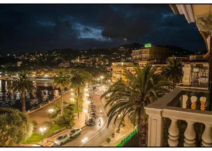 Vesuvio Otel