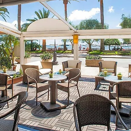 Hotel Vesuvio 3*